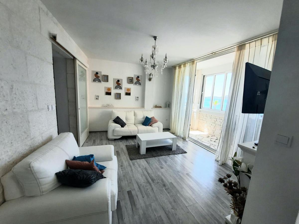 Apartman Cezar2 罗戈兹尼察 外观 照片