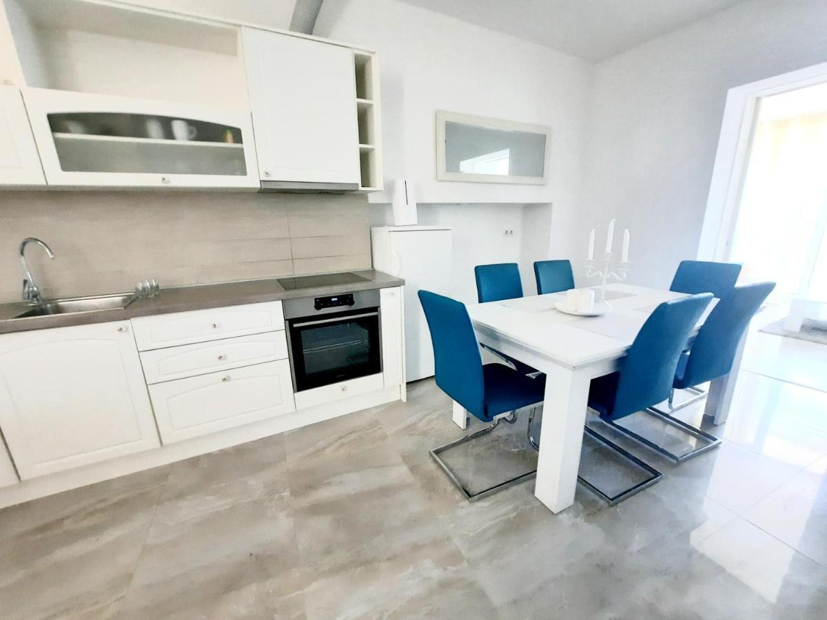 Apartman Cezar2 罗戈兹尼察 外观 照片